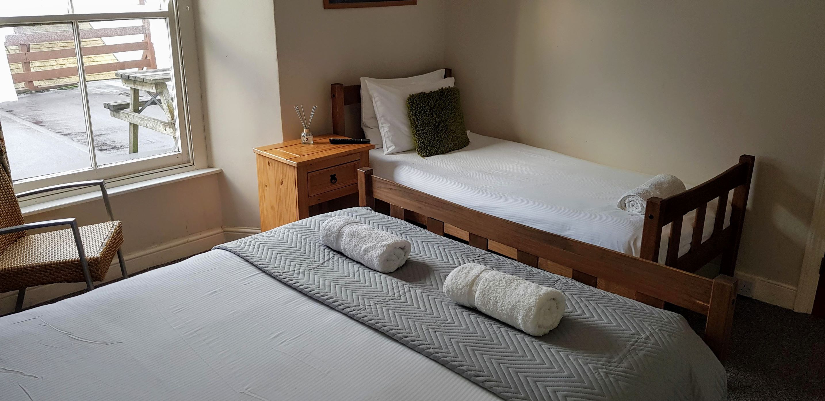 Room 6 picture